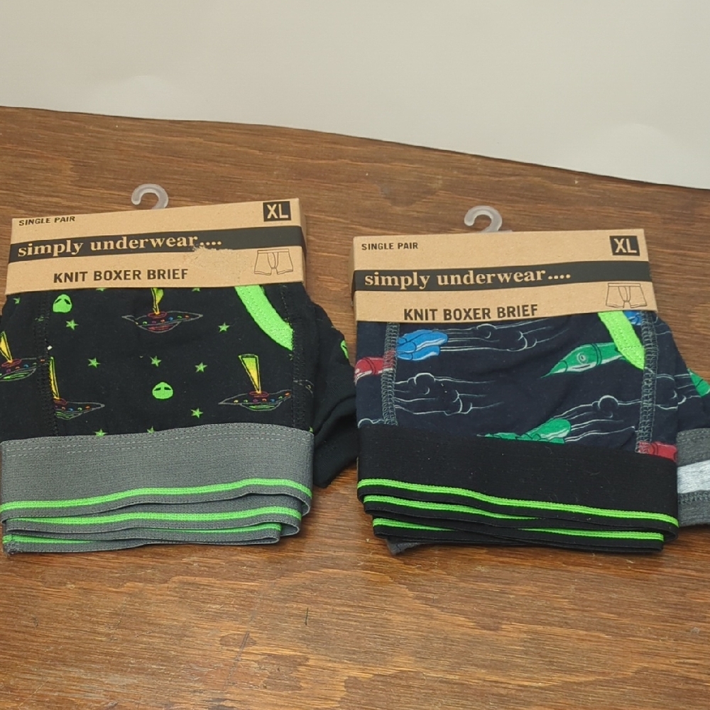 Men's Knit Boxer Briefs - Black and Green - Picture 6 of 6